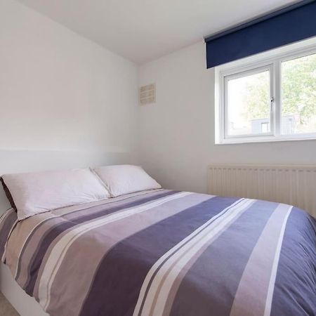 Lovely 2-Bed 15 Minutes To Central Londyn Zewnętrze zdjęcie